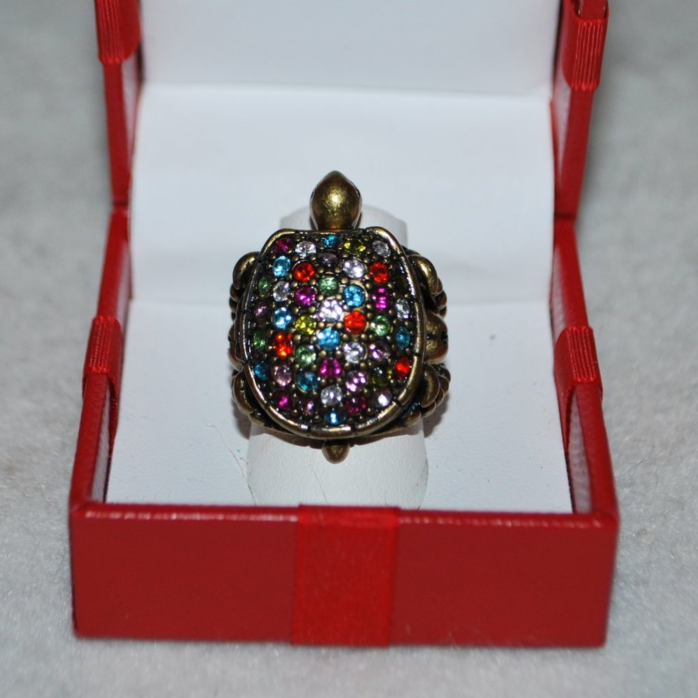 Adorable "Here's to Love" Turtle Gemstone Ring - 7